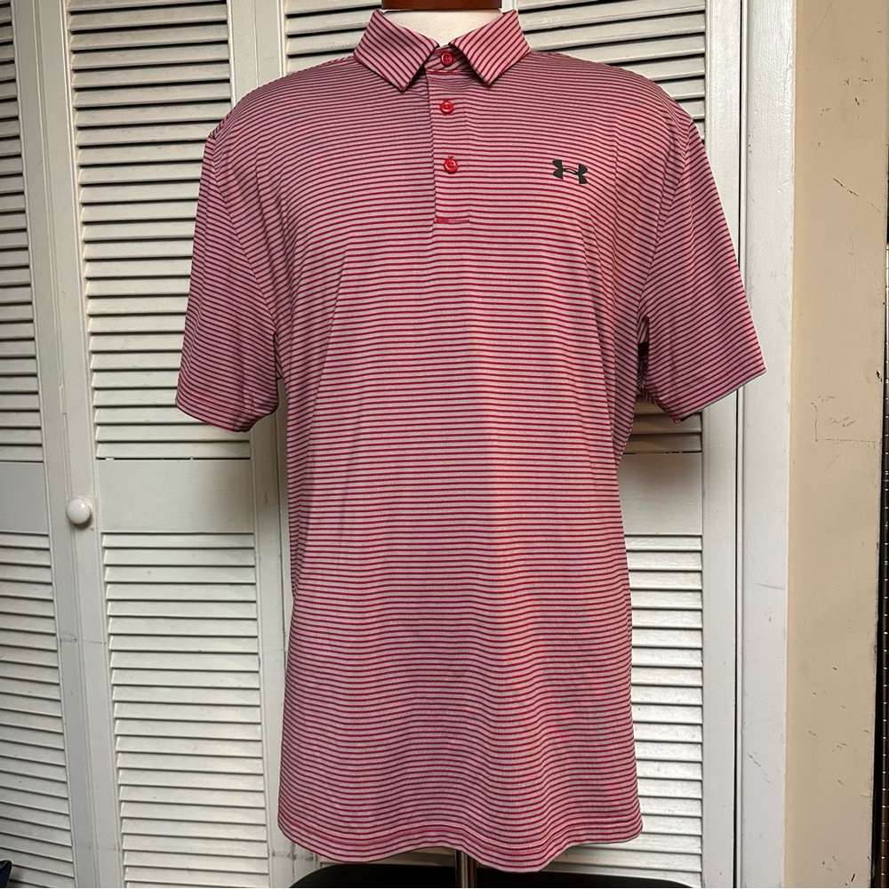 Under Armour Size 2XL Loose Heat Gear Red Gray Stripe